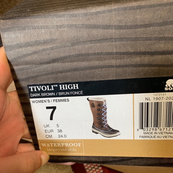 Sorel Tivoli High Winter Boots - Picture 1 of 4